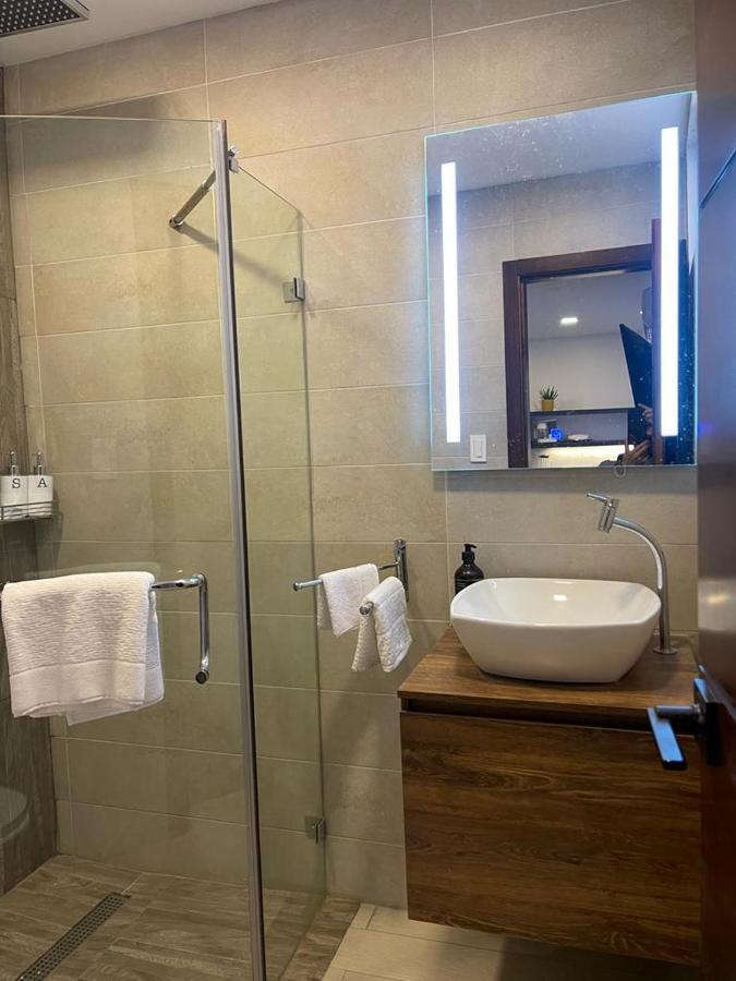 Kiran Lodging グアヤキル エクステリア 写真